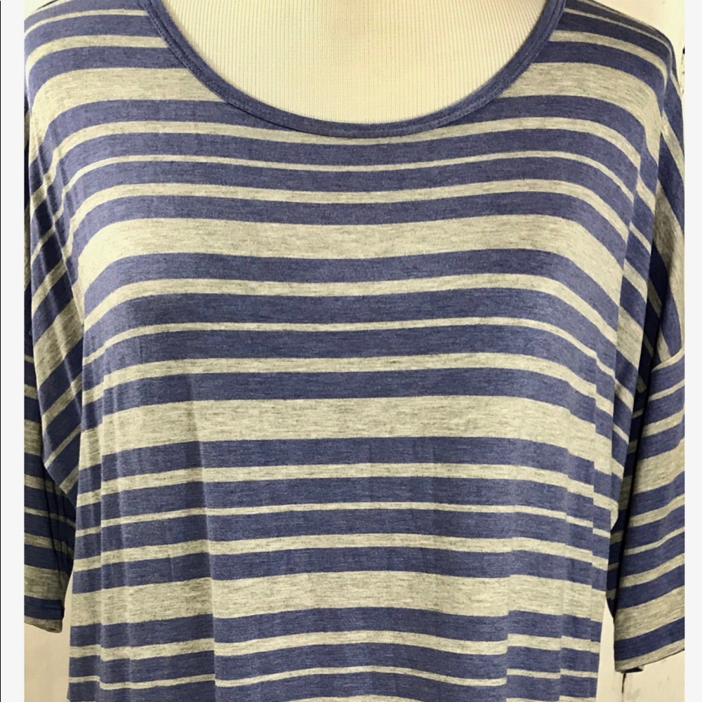 LuLaRoe NWT M Irma Tunic Top Light grey & denim blue stripes. Super stretchy!